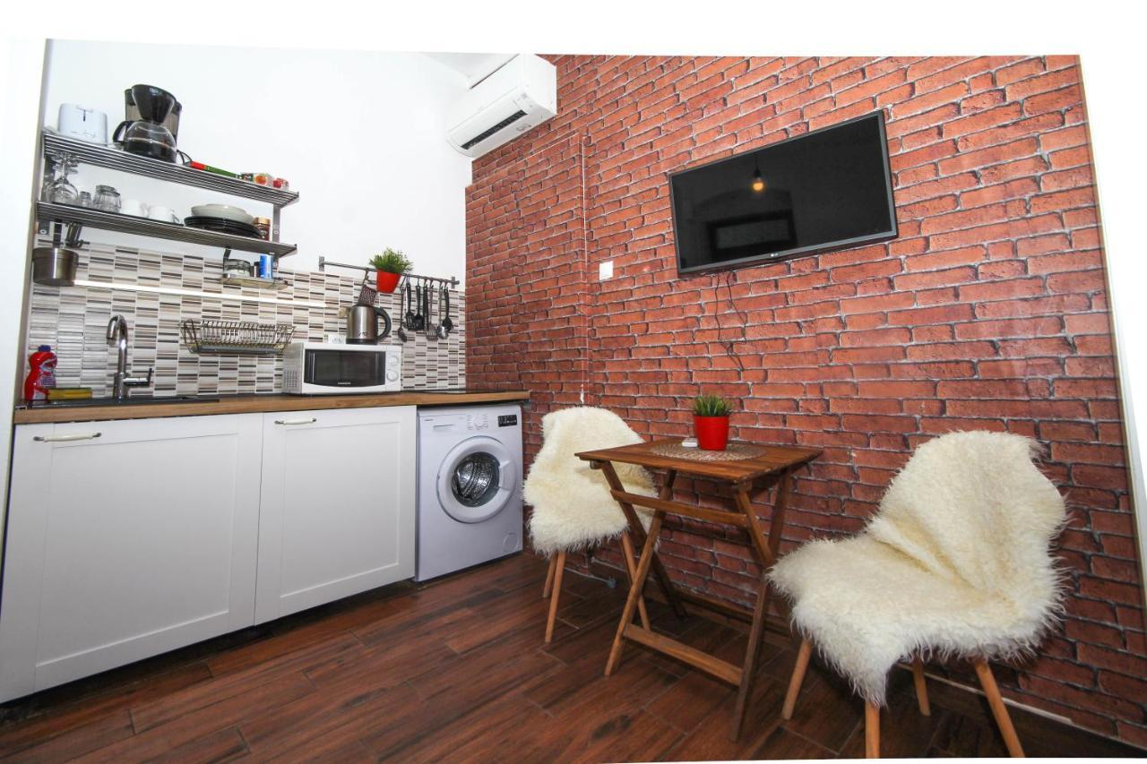 Fab 'N' Chic Apartments Spalato Esterno foto